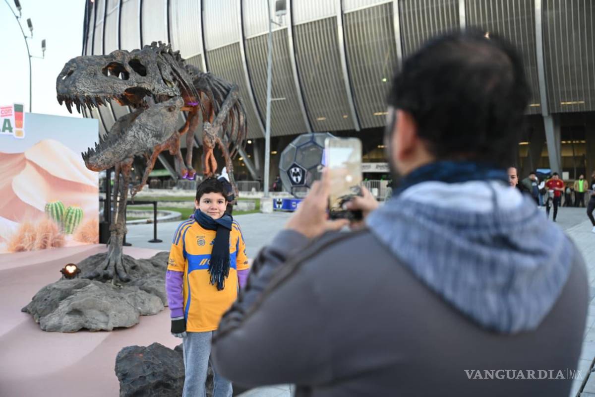 $!Saltillo contó con un stand turístico en el Estadio BBVA, donde promocionó la Ruta Vinos &amp; Dinos, el Museo del Desierto y sus festivales culturales y gastronómicos.