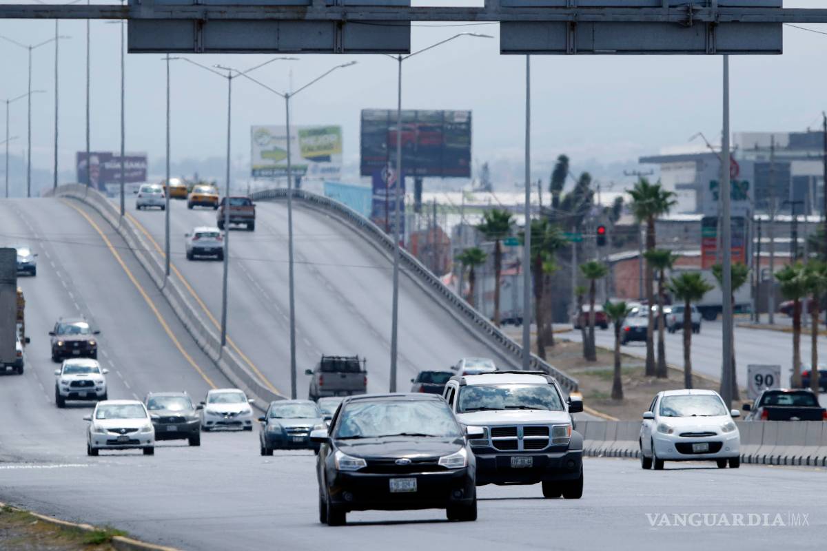 Es bulevar ‘Fundadores’ de Saltillo trampa mortal para el peatón; puentes para el ciudadano de a pie están a kilómetros de distancia