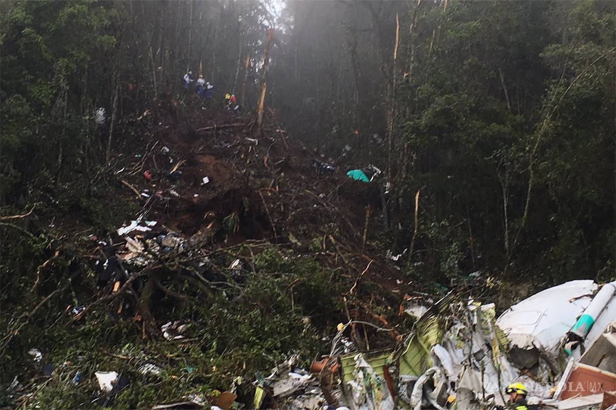 $!Así quedó el avión del Chapecoense; las imágenes de la tragedia