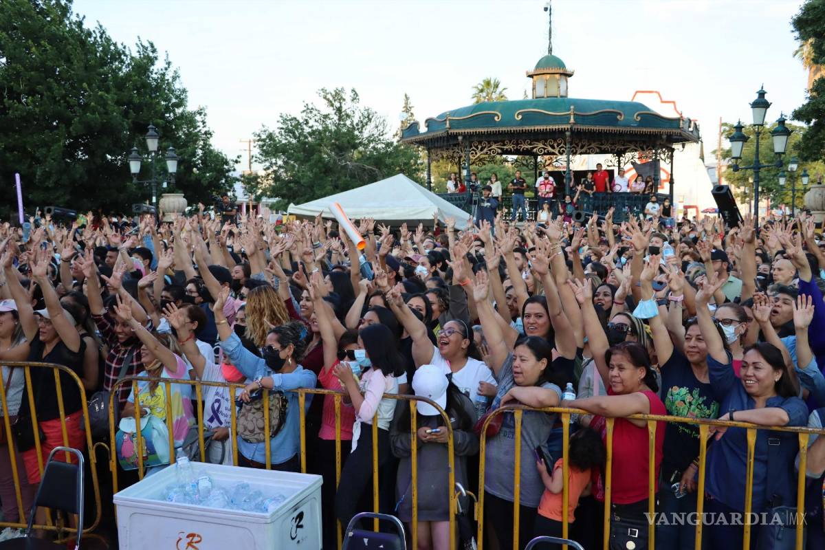$!El evento se realizó frente a la presidencia de Ramos Arizpe.