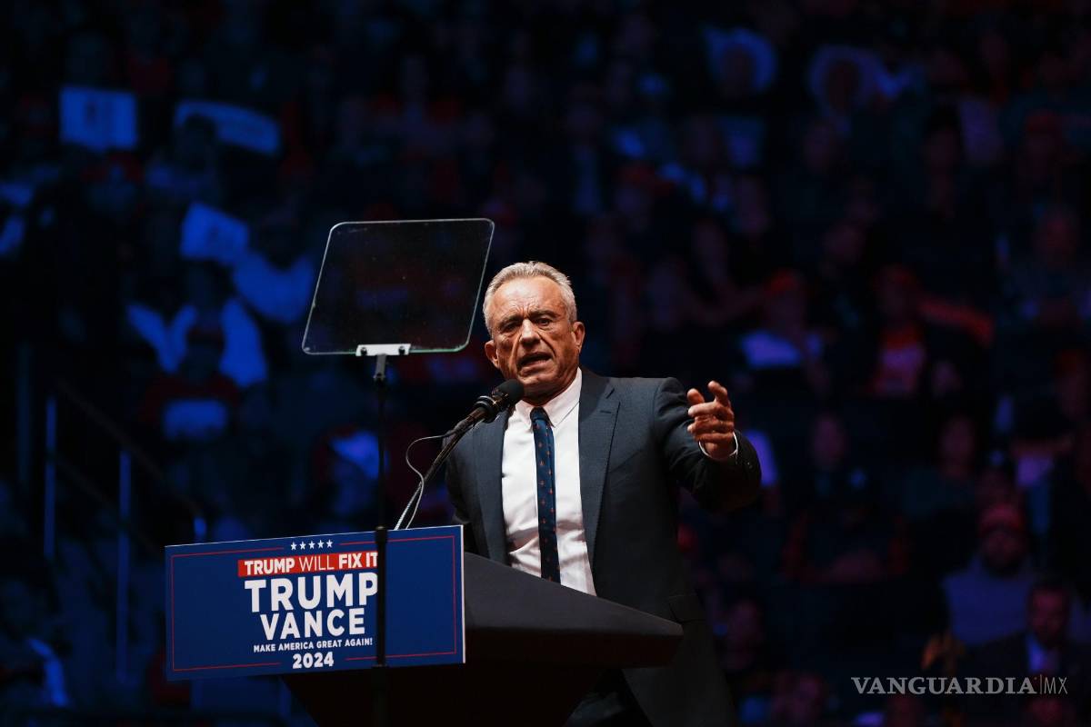 $!Robert F. Kennedy Jr. habla durante un acto de campaña del expresidente Donald Trump, candidato presidencial republicano, en el Madison Square Garden.