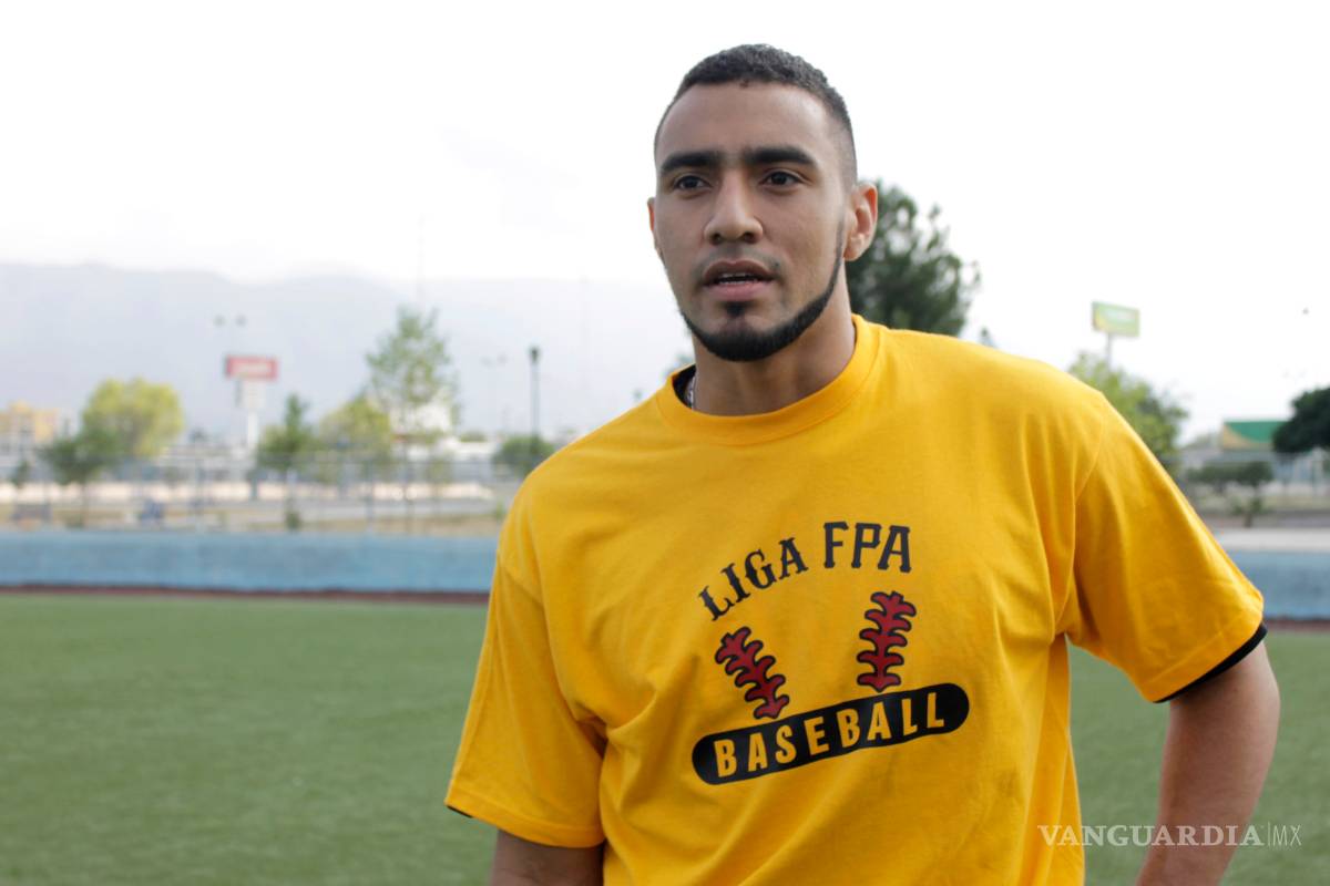 Robert Suárez está feliz por su primer año en Japón