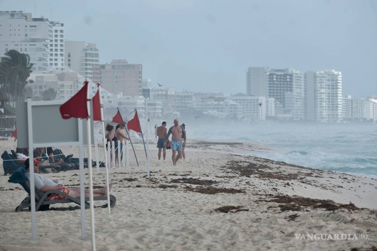 $!Si al llegar a la playa ves una bandera roja ondeando, es señal de alerta máxima.