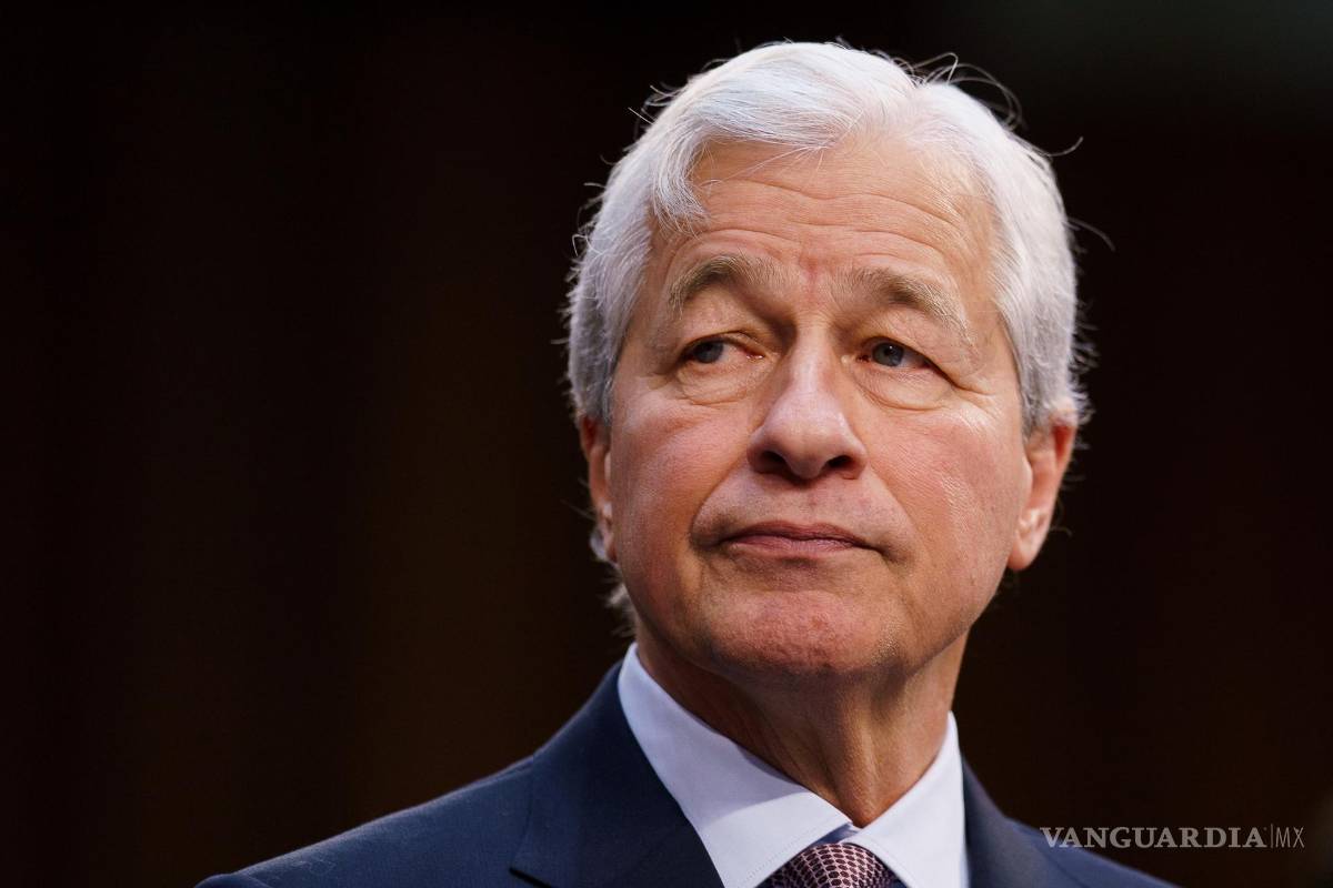 $!El presidente y director ejecutivo de JPMorgan Chase Jamie Dimon, advirtió que la política arancelaria de Trump, está provocando entorno geopolíticomás peligroso”.