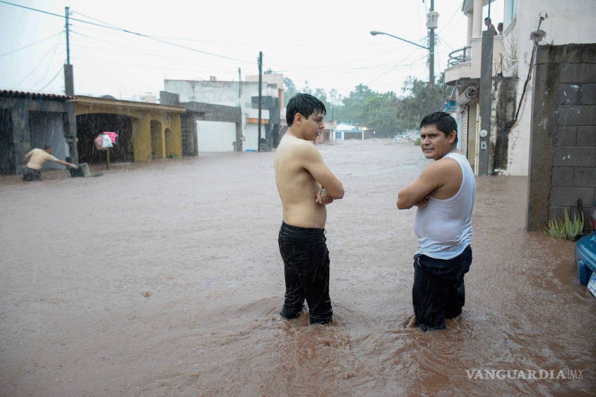 $!Golpean fuertes lluvias a Sonora, Sinaloa y Baja California Sur