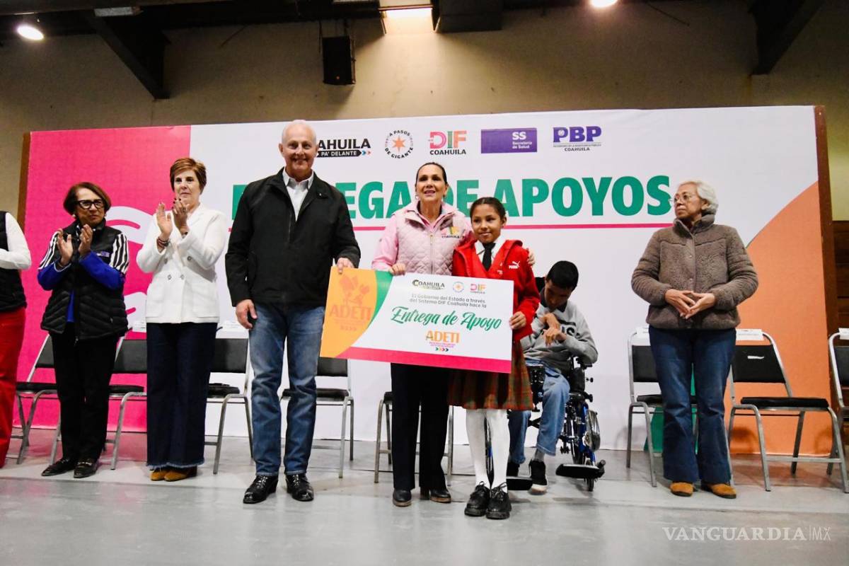 $!Niñas y niños coahuilenses acceden a becas ADETI para continuar sus estudios sin limitaciones económicas.