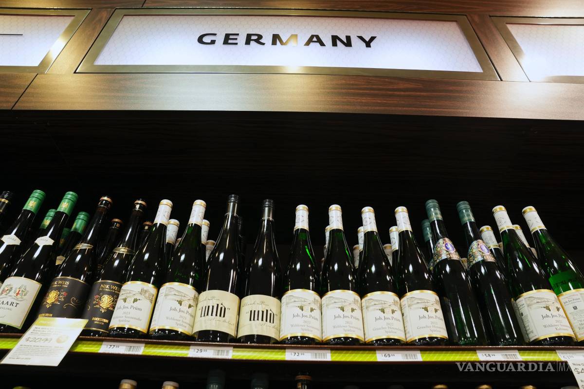 Amenaza de aranceles de 200% de Trump devastará industria vinícola de Europa