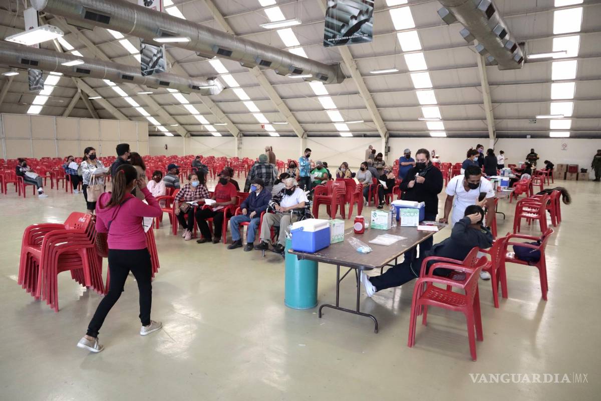 Saltillo; pocos acuden a vacunarse contra COVID-19 en día ‘extra’