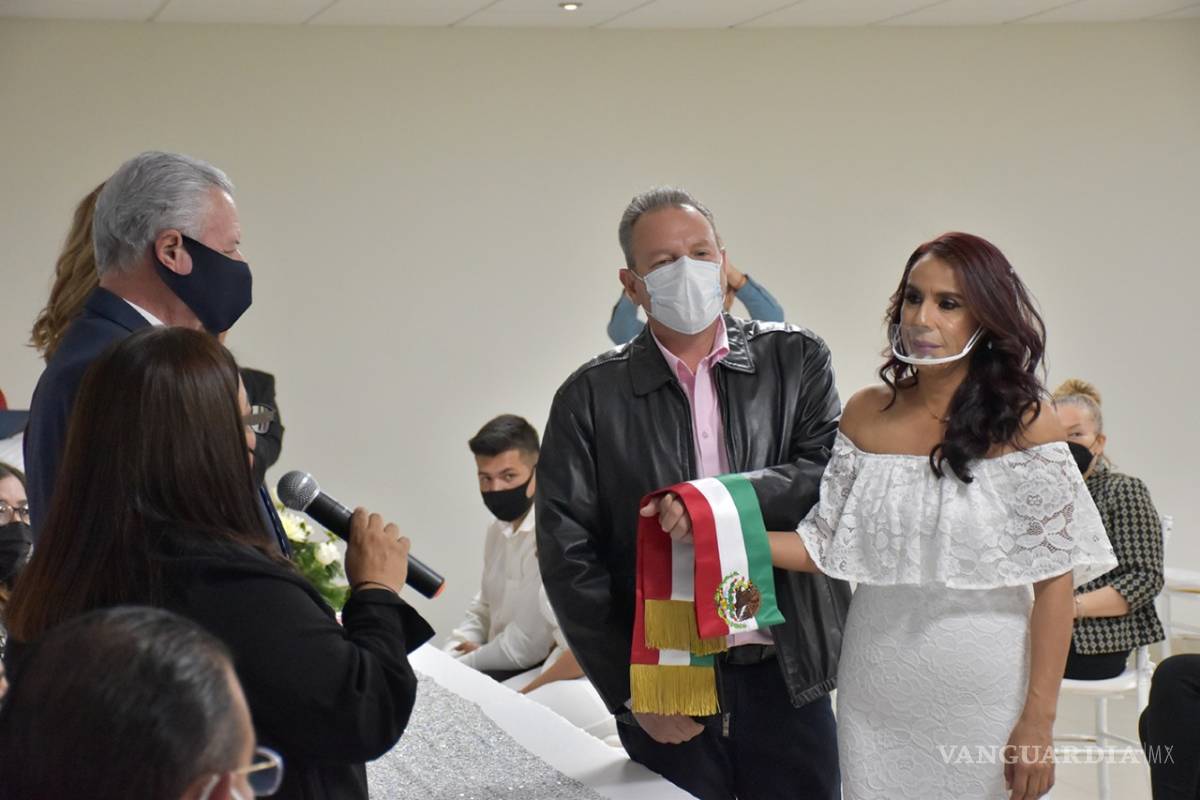 Se casan 150 parejas en bodas comunitarias 2021 de DIF Torreón