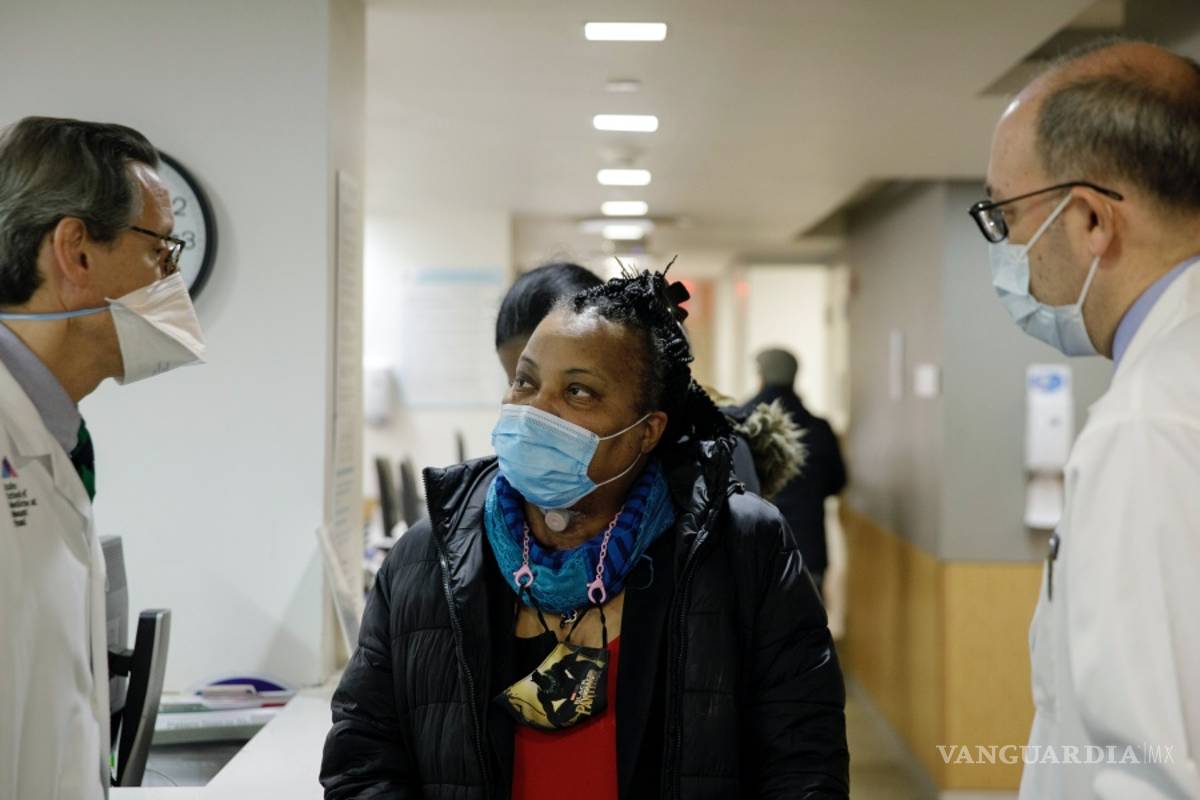 Médicos realizan con éxito un trasplante de tráquea, el primero en EU