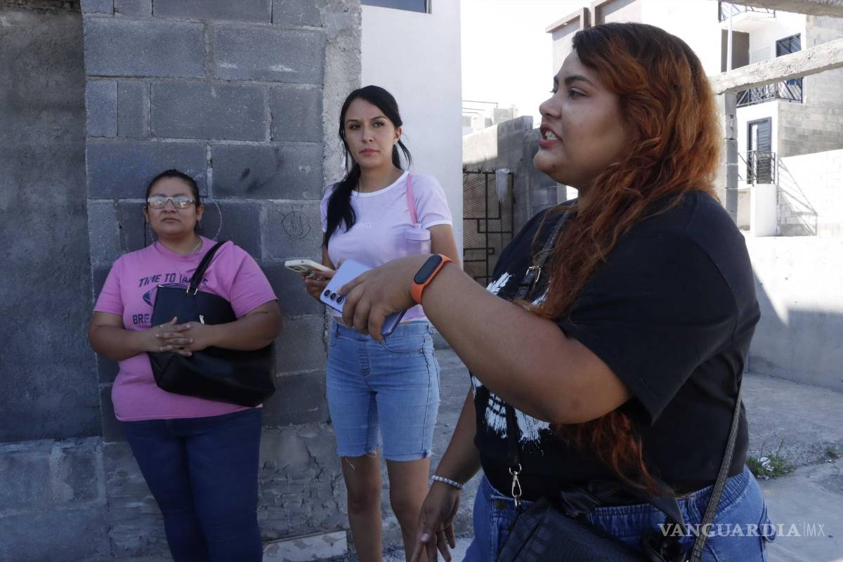 $!Grupos de madres se reunieron para discutir la falta de espacios escolares para sus hijos, enfrentando dificultades para encontrar opciones accesibles y cercanas.