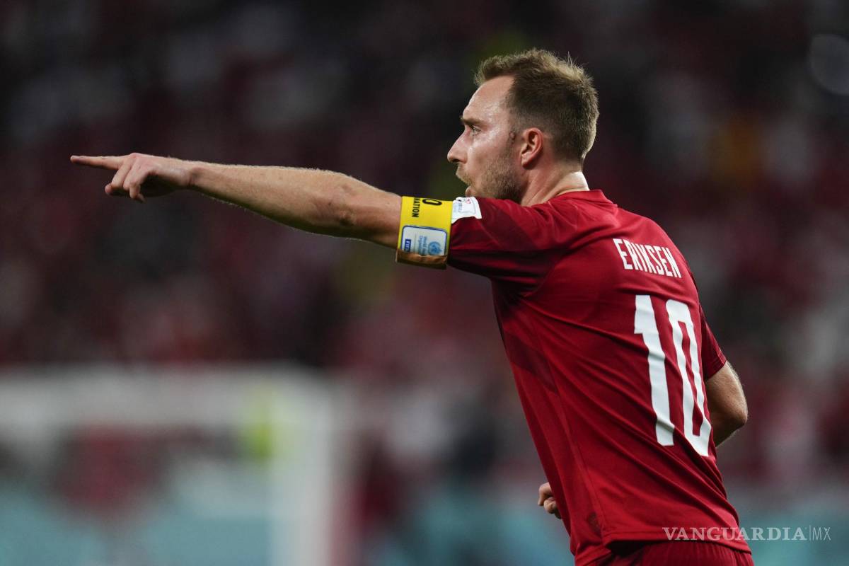 $!Christian Eriksen durante el partido contra Túnez disputado este martes en Qatar.
