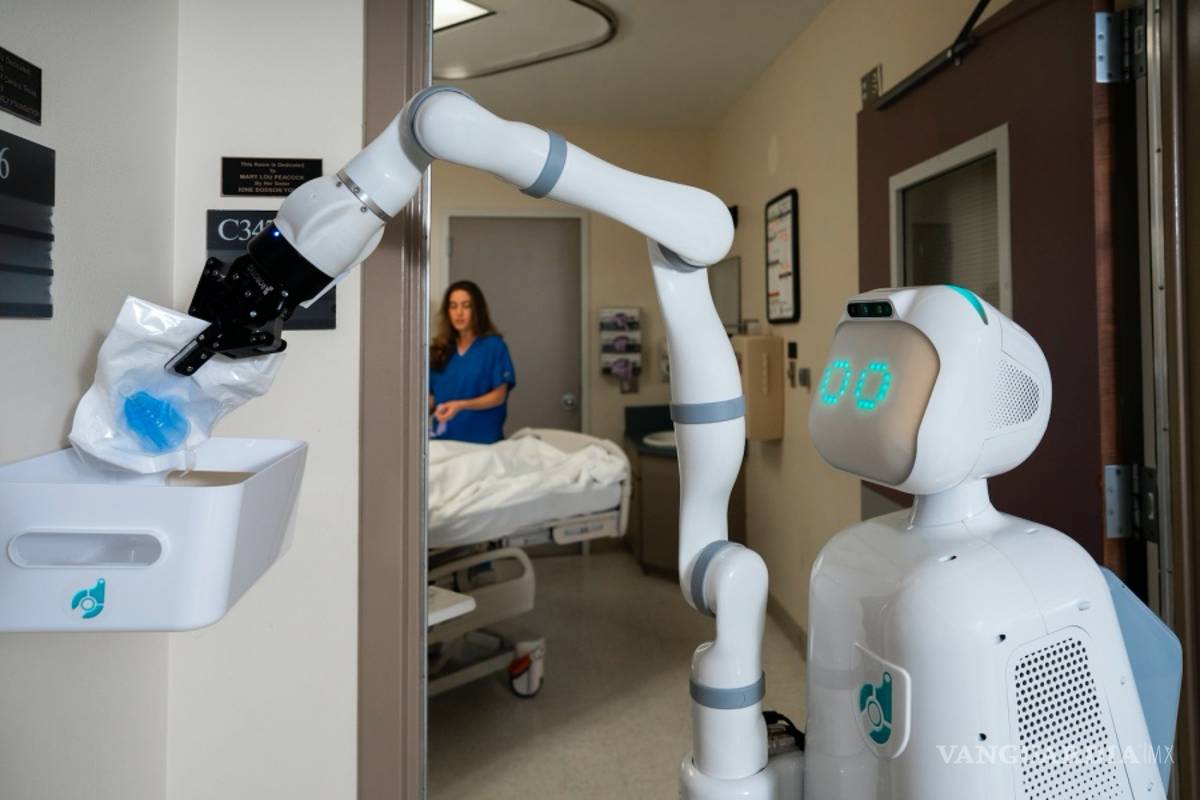 Robots, héroes anónimos en los hospitales contra la batalla contra el COVID-19