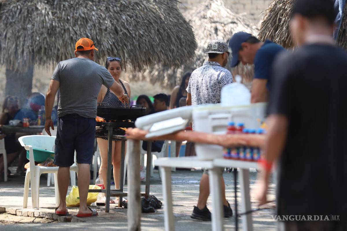 $!Eso sí las familias de hasta diez integrantes terminan pagando poco más de mil pesos en la taquilla dado que los boletos de entrada.