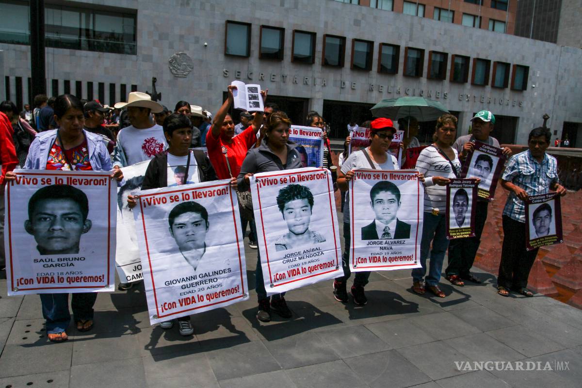 SRE y padres de los 43 crearán mecanismo para dar seguimiento a recomendaciones del GIEI