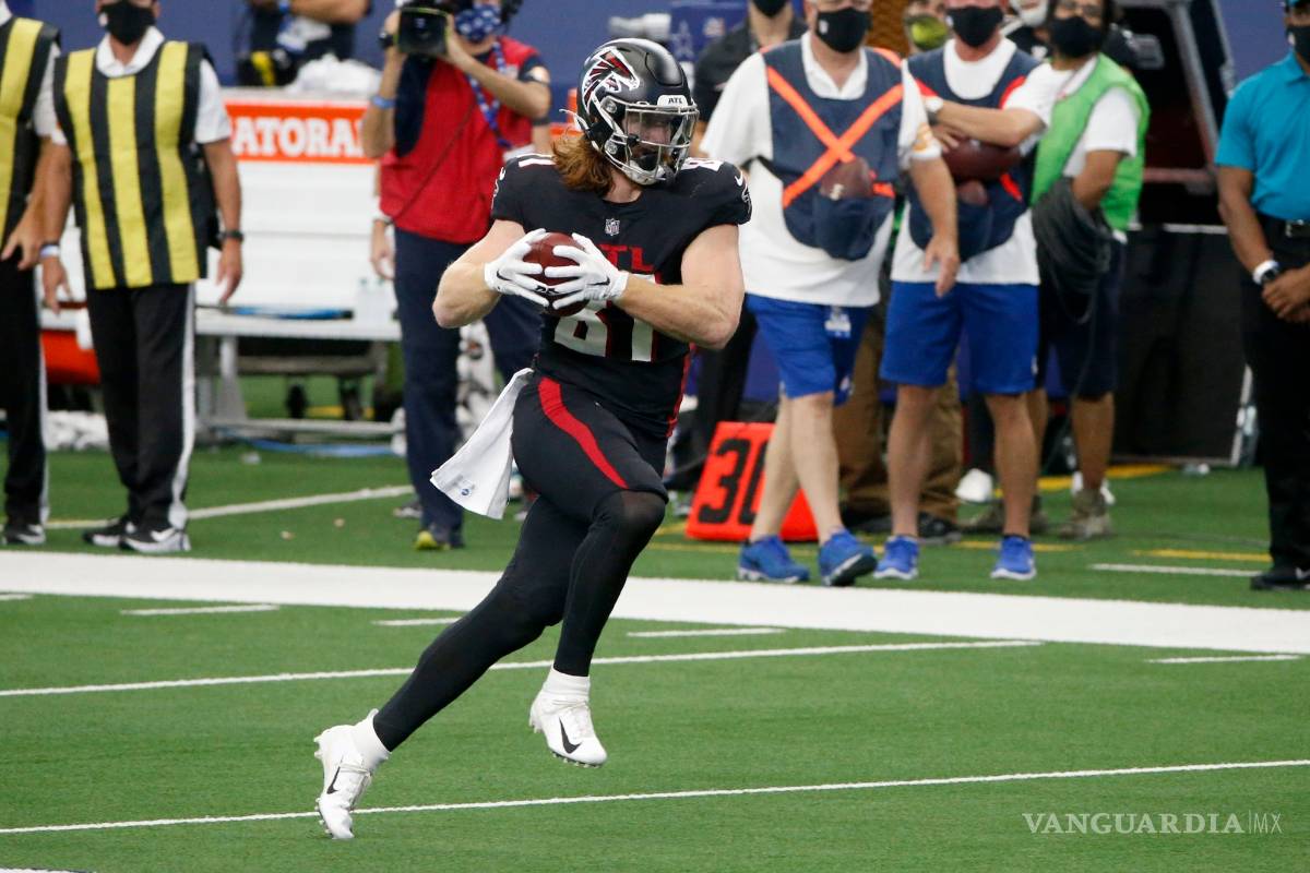 $!Jugador de Falcons felicita a Prescott después del partido y no fue por su desempeño