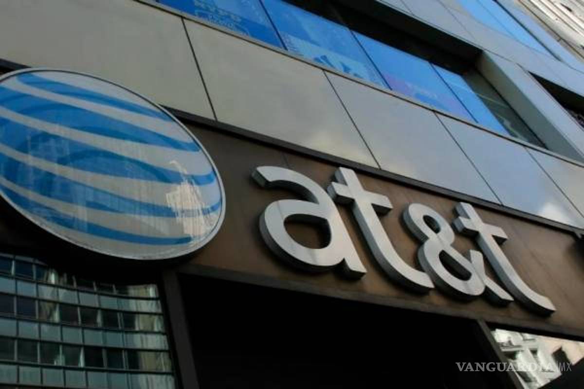 Profeco gana demanda colectiva a AT&amp;T; deberá pagar a usuarios por cobros indebidos de Nextel