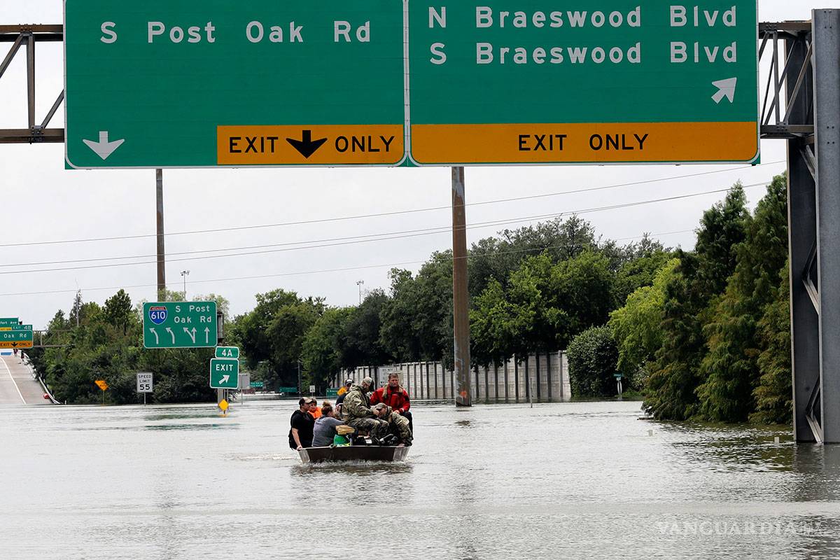$!Vapulea ‘Harvey’ con lluvias históricas en Houston