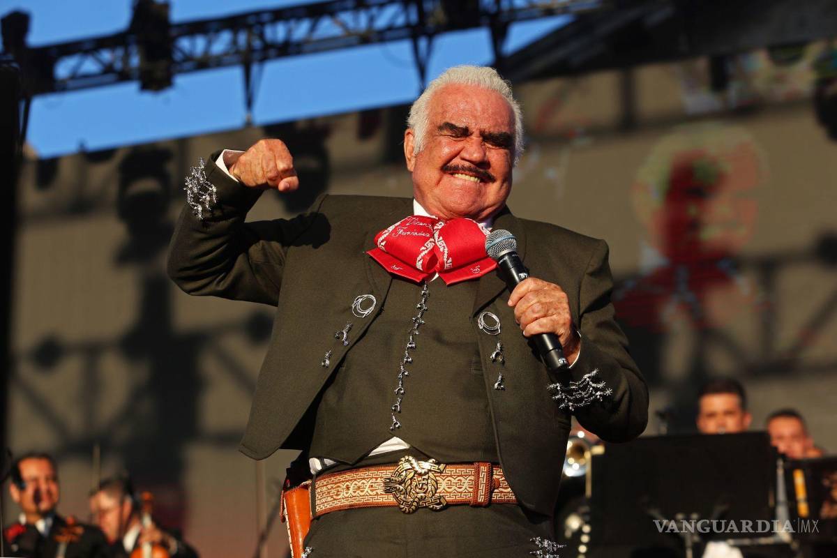 Anuncia Sánchez Cordero que habrá homenaje para Vicente Fernández desde el Palacio de Bellas Artes