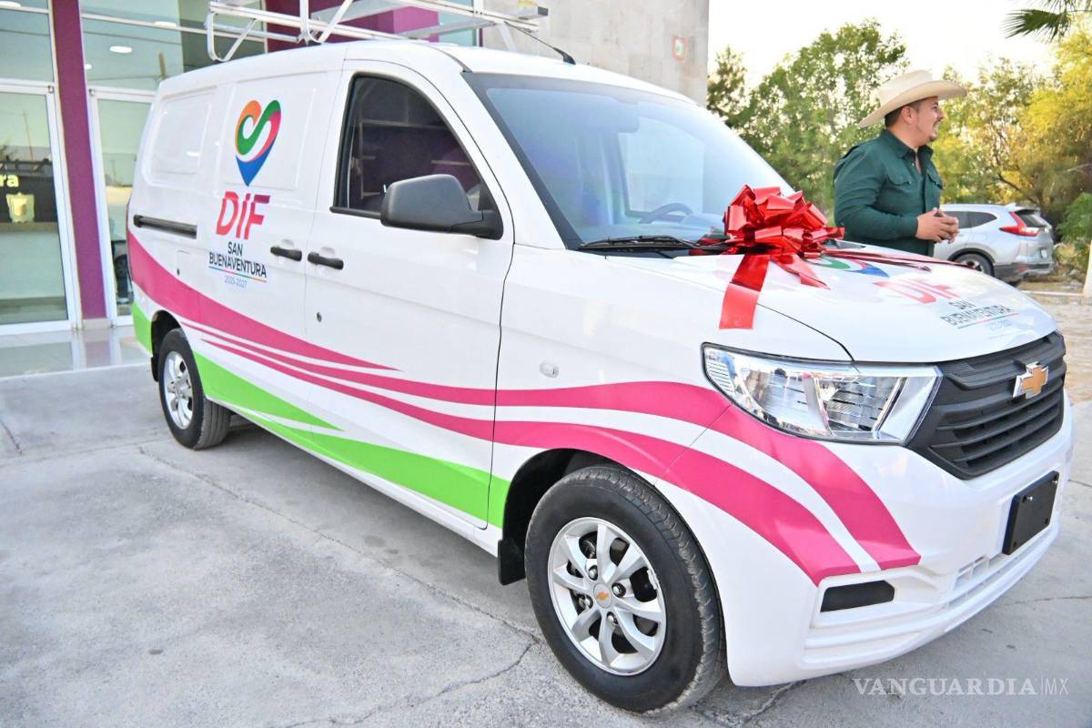 $!La camioneta último modelo será entregada al DIF Municipal.