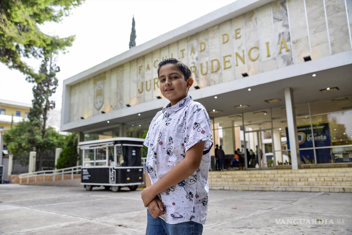 $!Manu tiene 12 años, sabe derivadas, integrales, función lineal, pero optó por estudiar derecho en la Facultad de la UAdeC.