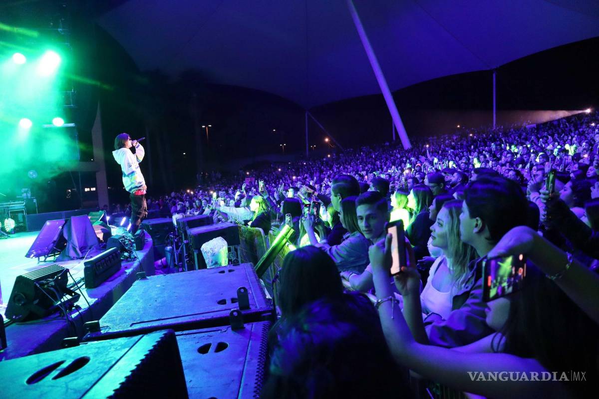 $!El auditorio Parque Las Maravillas se abarrotó con cientos de fanáticos, que se mostraban ansiosos para bailar al ritmo de Ocean.