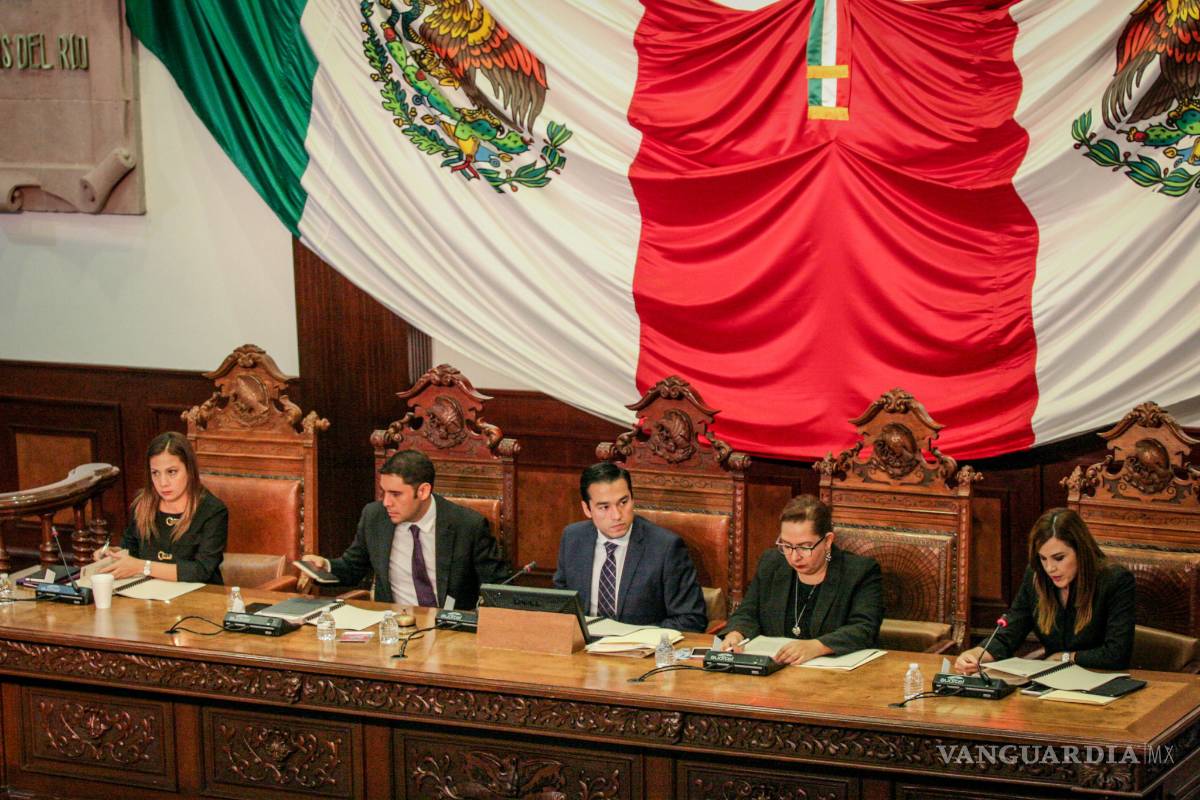 Hasta 214 mil pesos recibirá cada diputado de Coahuila este fin de año