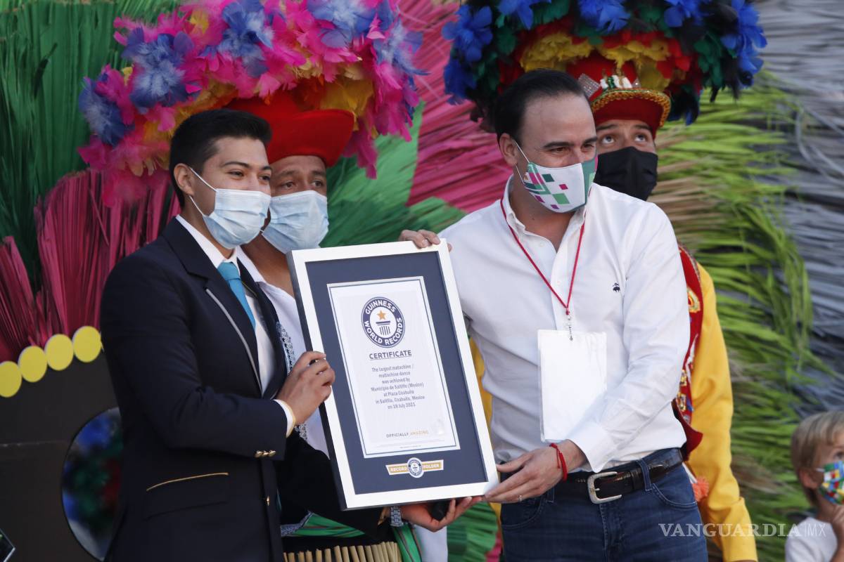 $!Con Matlachinada logra Saltillo récord Guinness; inician festejos del 444 aniversario de la ciudad