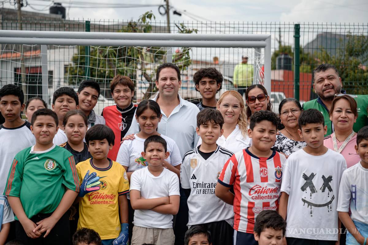 $!El Presidente Municipal mencionó que con Activa tu Parque con apoyo de empresas comprometidas, se han inaugurado ya las plazas Mirasierra Spurs y La Roma.