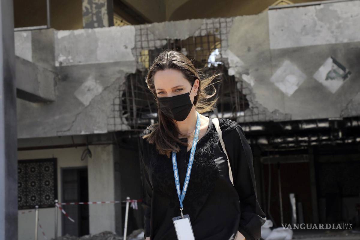 Angelina Jolie visita Yemen para ayudar a los refugiados