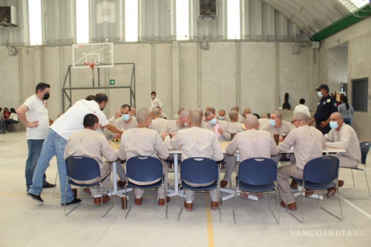 Denuncian ''infierno' que viven reos de la comunidad LGBT en penales de Saltillo