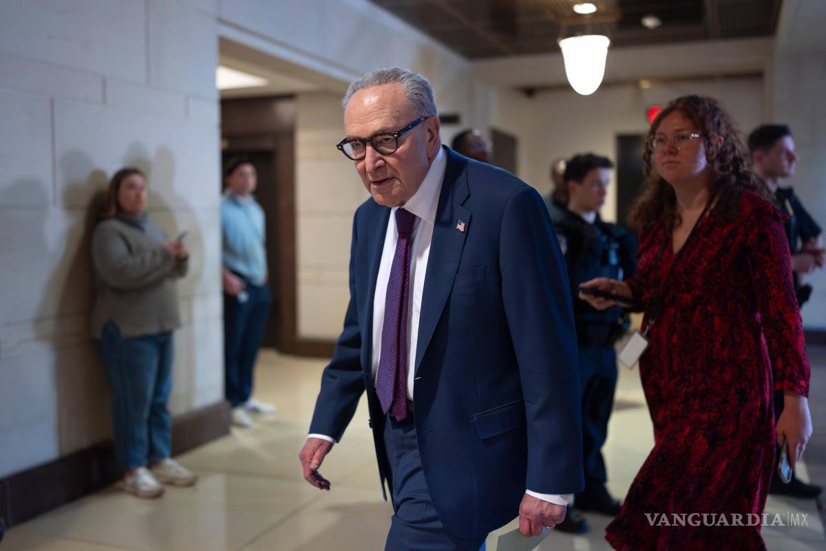 $!El líder de la minoría del Senado, Chuck Schumer, demócrata por Nueva York, asiste una reunión informativa con el secretario de Estado, Marco Rubio.