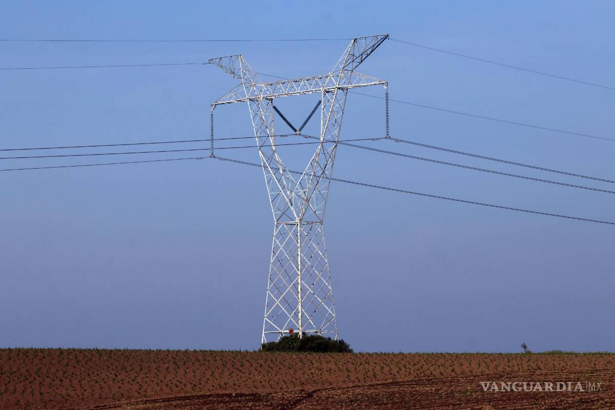 Tras revés de la Corte, anuncia AMLO nueva reforma a sector eléctrico