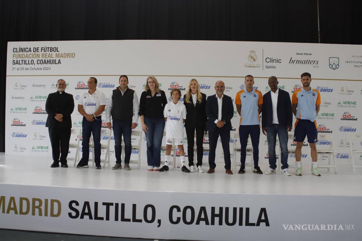 $!La clínica de futbol, patrocinada por empresas locales, busca fomentar valores deportivos en la juventud de Saltillo.