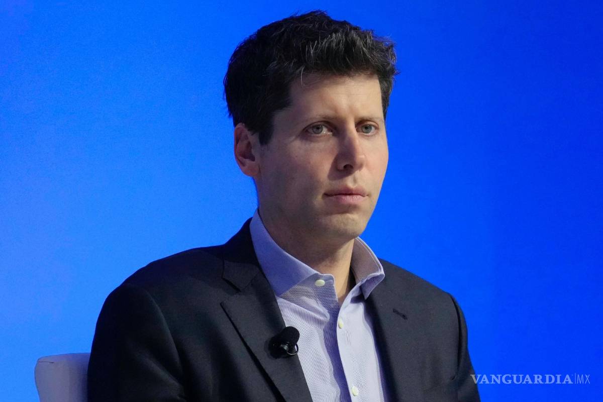 Considera Sam Altman que la IA va a obligar a cambiar el contrato social, el sistema económico y laboral en el mundo