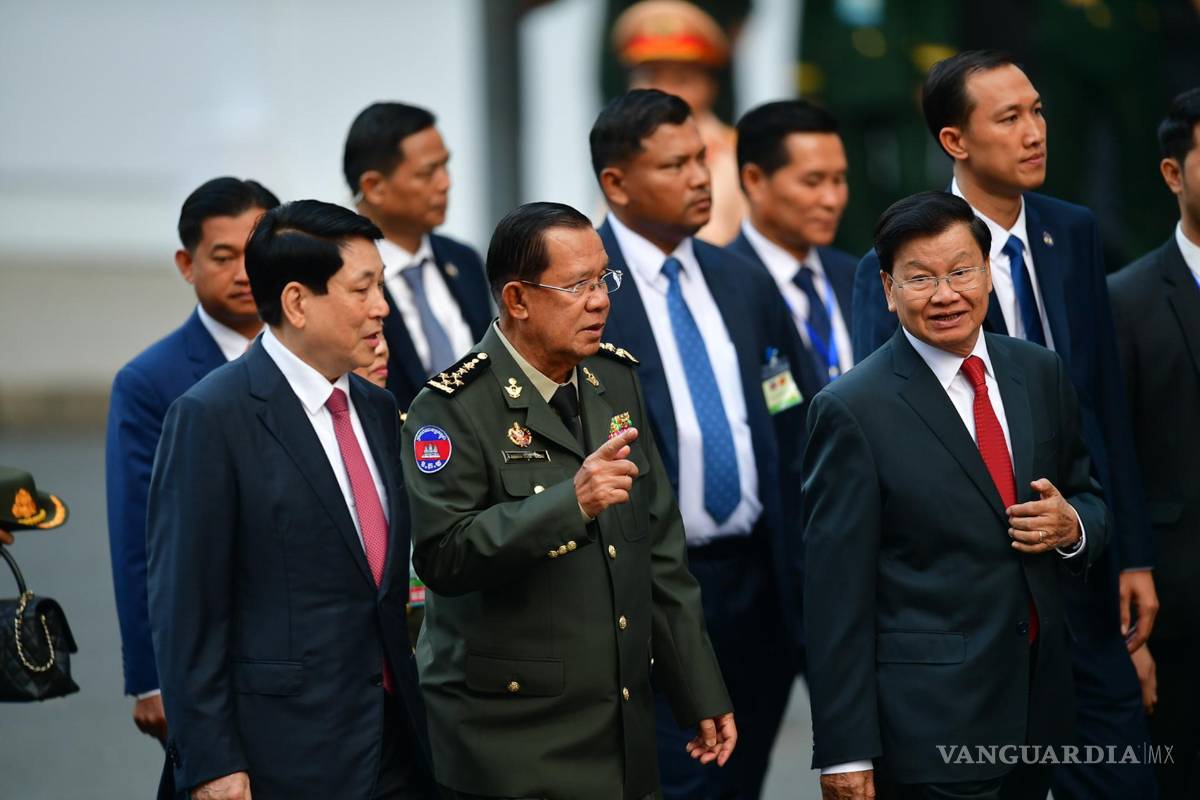 $!El presidente vietnamita, Luong Cuong; el presidente del Senado camboyano, Hun Sen; y el presidente laosiano, Thongloun Sisoulith en Ciudad Ho Chi Minh.