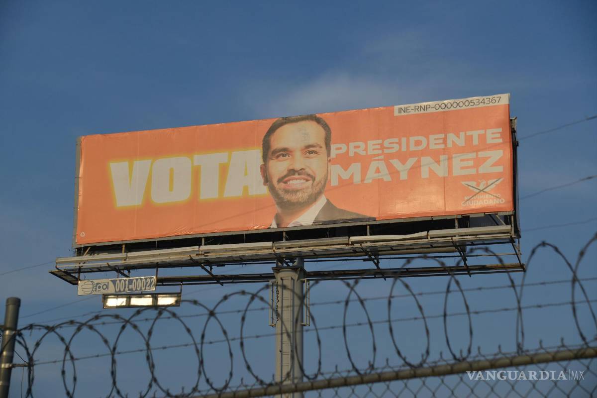 $!En menor medida, los abanderados de Movimiento Ciudadano se promocionan en anuncios panorámicos.