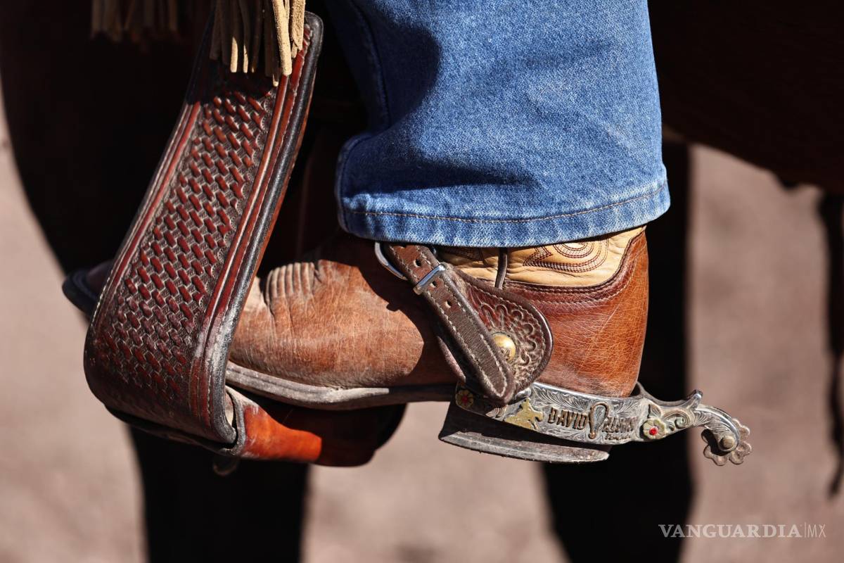 $!Tradición vaquera toma las calles: así se vivió la Arreada Múzquiz 2026