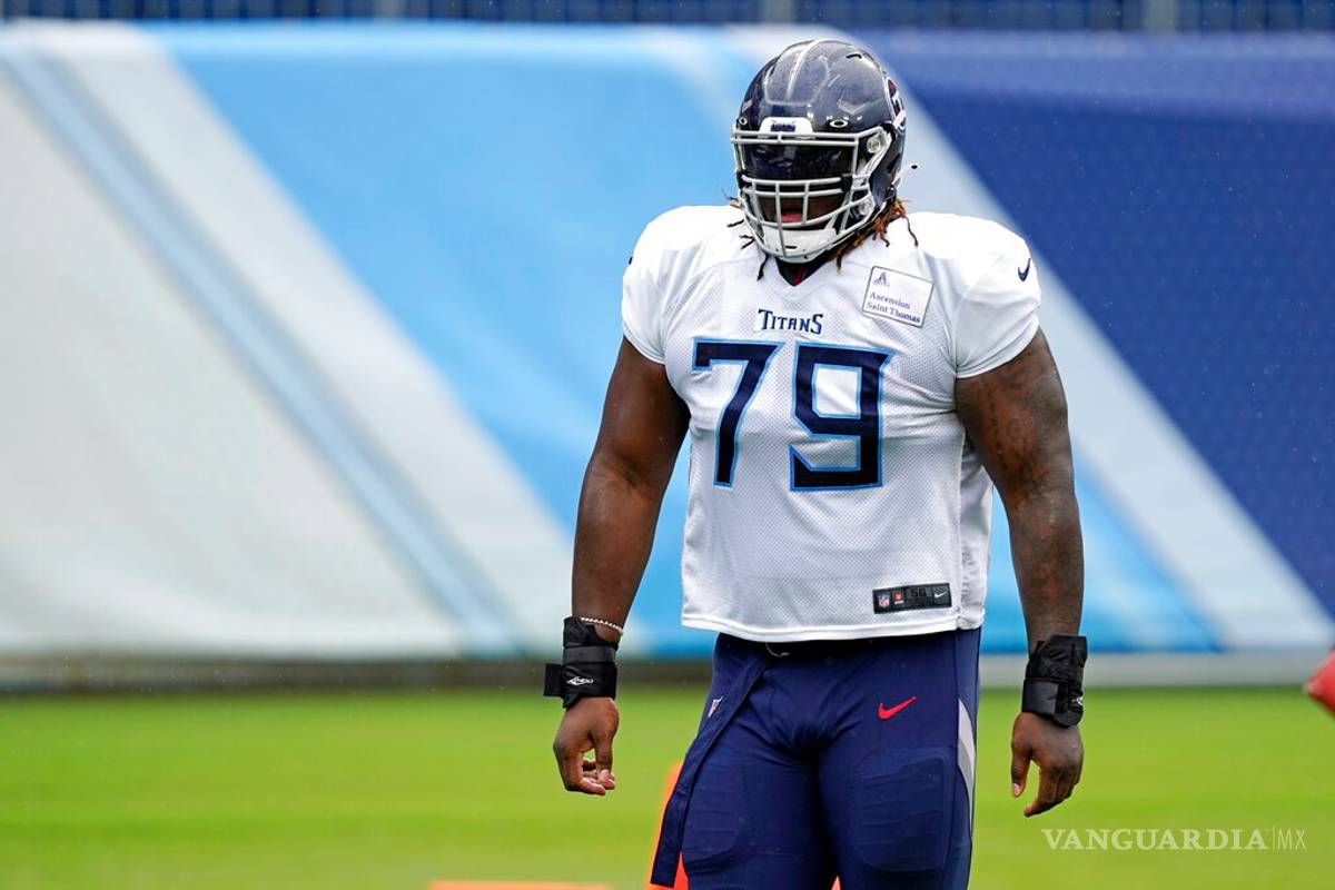 Titans y Dolphins acuerdan canje por Isaiah Wilson