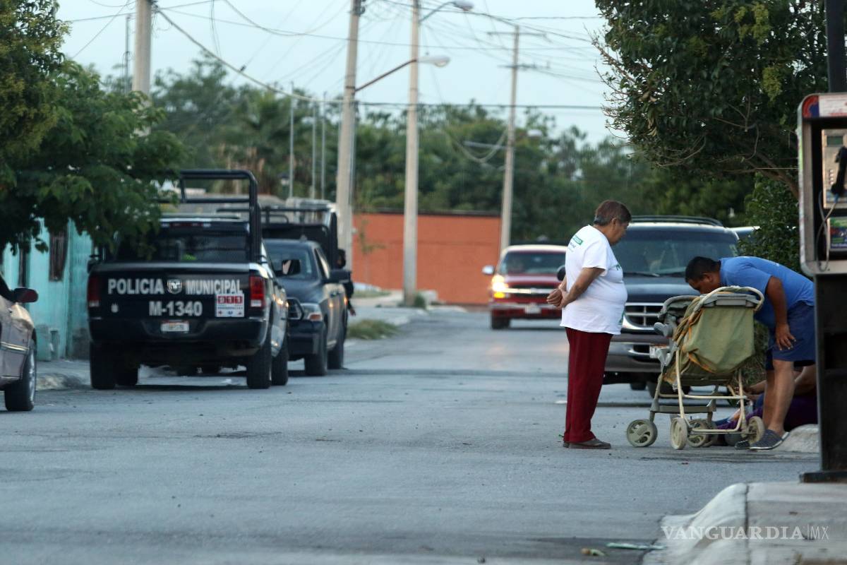 $!Huyen 9 familias de la calle Palma Gorda, en colonia de Saltillo, en 24 horas
