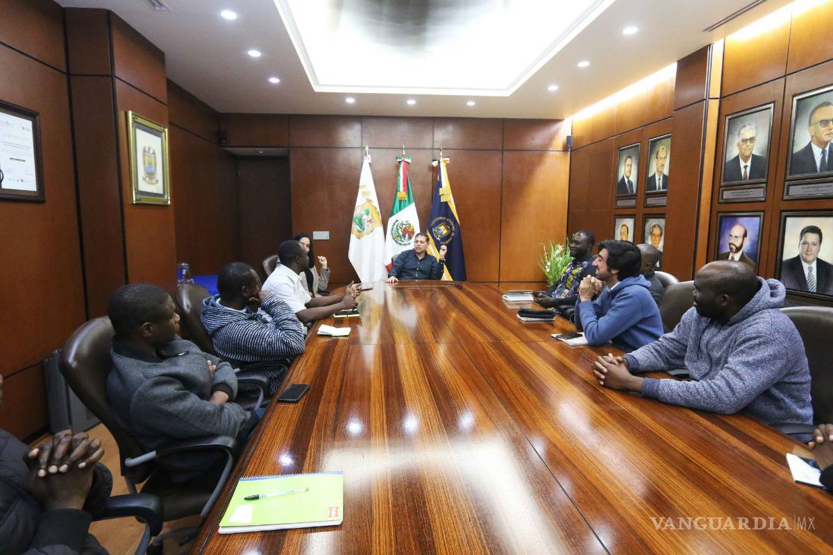 $!El rector Octavio Pimentel se reunió con los alumnos.