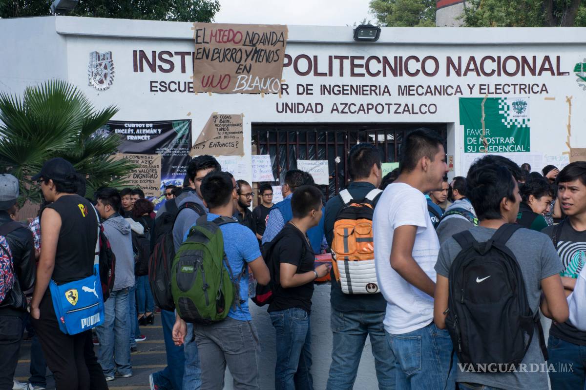 Destapan venta de calificaciones en el IPN; ligan a 10 empleados y 624 alumnos
