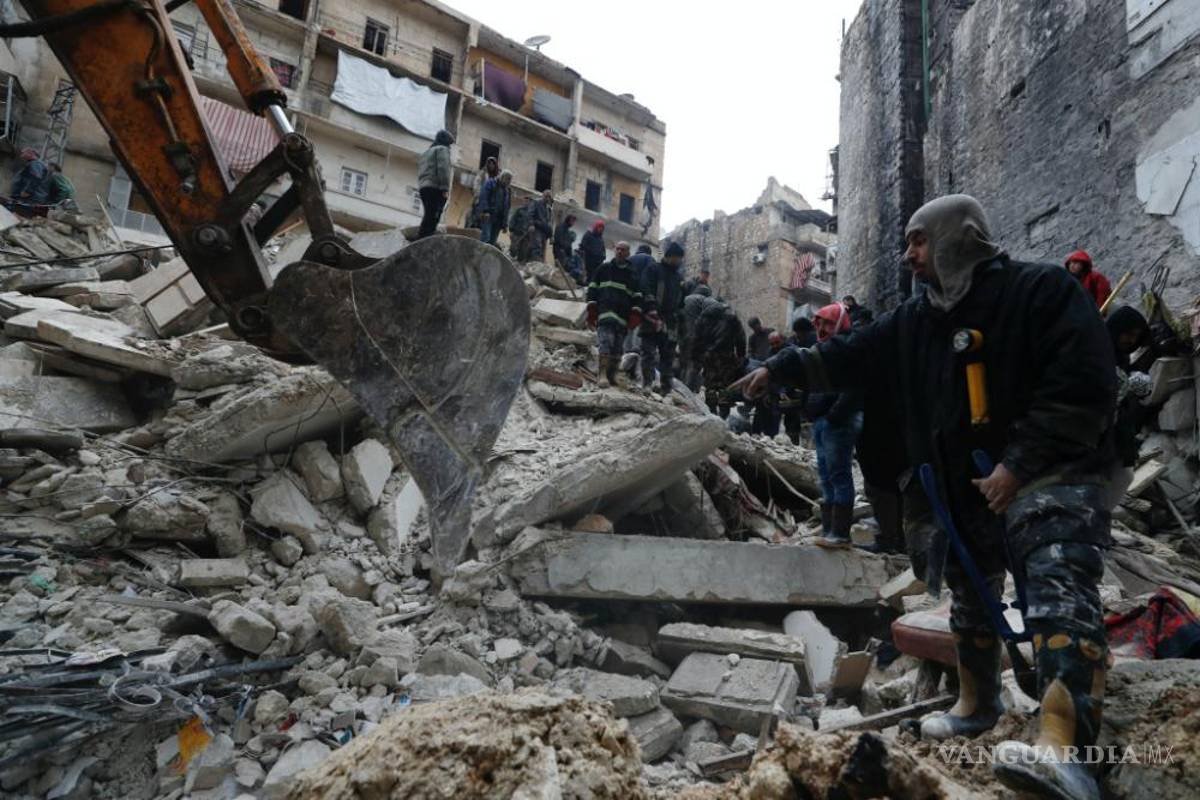 Fuerte terremoto de magnitud 7.8 remece a Turquía y Siria (Fotos)