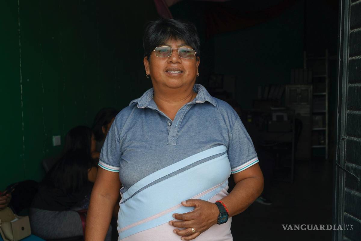 $!Juana Cruz acompaña a las víctimas de violencia a denunciar y organizar charlas para escuchar las necesidades de las comunidades.