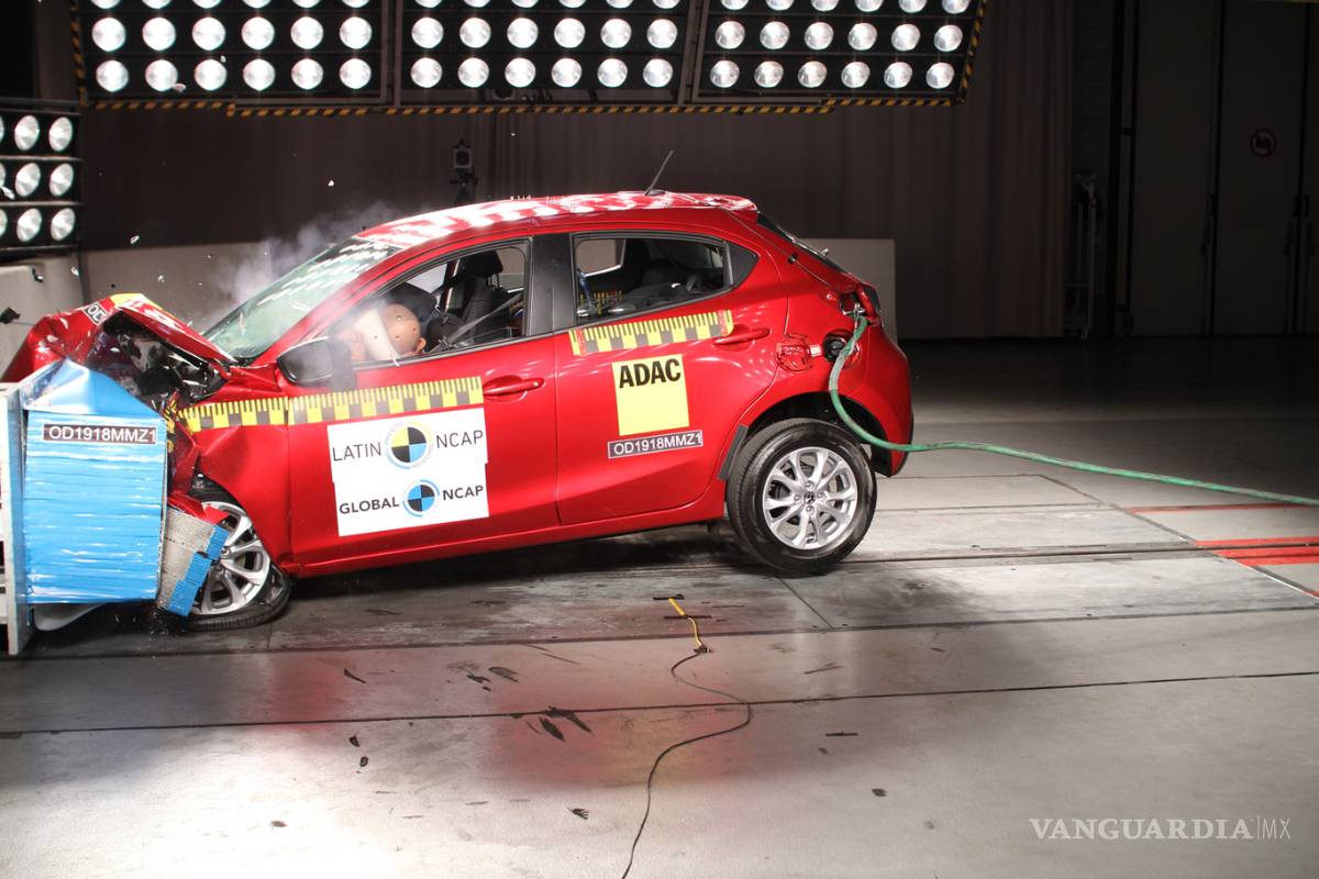 $!Mazda 2 y Nissan March obtienen dos y una estrella en seguridad, de acuerdo a Latin NCAP