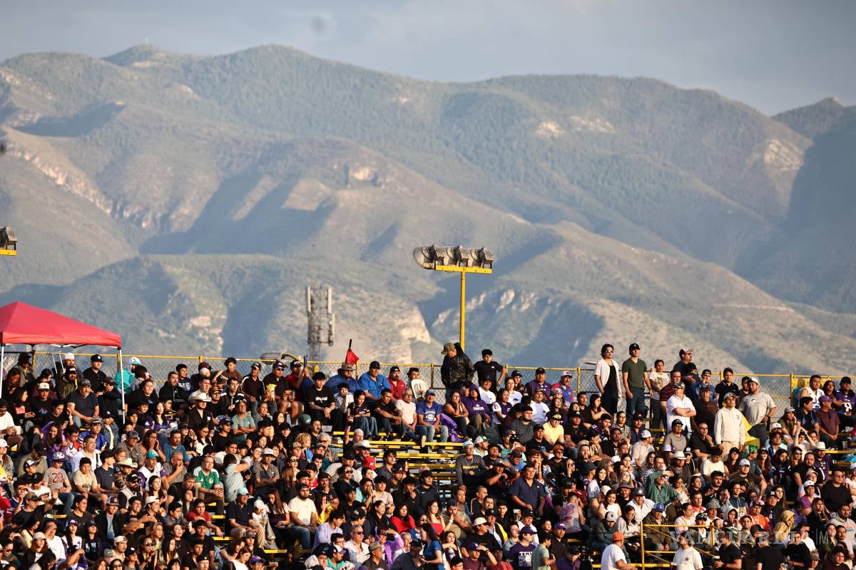 $!El equipo visitante remontó en la segunda mitad y aseguró la localía para los playoffs de la temporada 2026 de la LFA.
