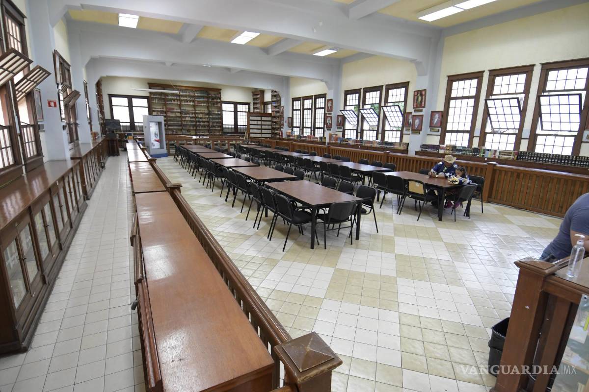 $!La biblioteca del Ateneo Fuente es el lugar donde cientos de jóvenes estudiantes han acudido y siguen acudiendo en busca de esos libros que nutren el aprendizaje.