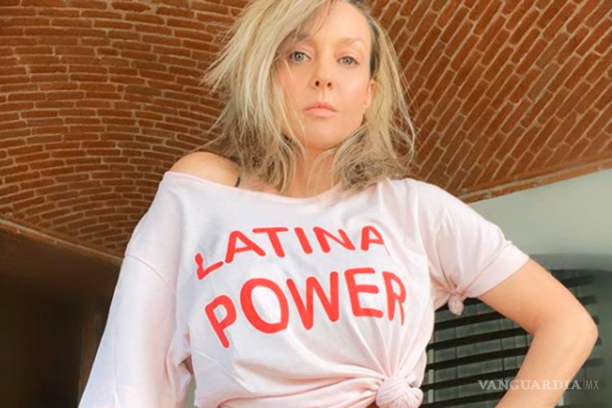 Fey presume su sexy cintura y aprovecha para dar mensaje
