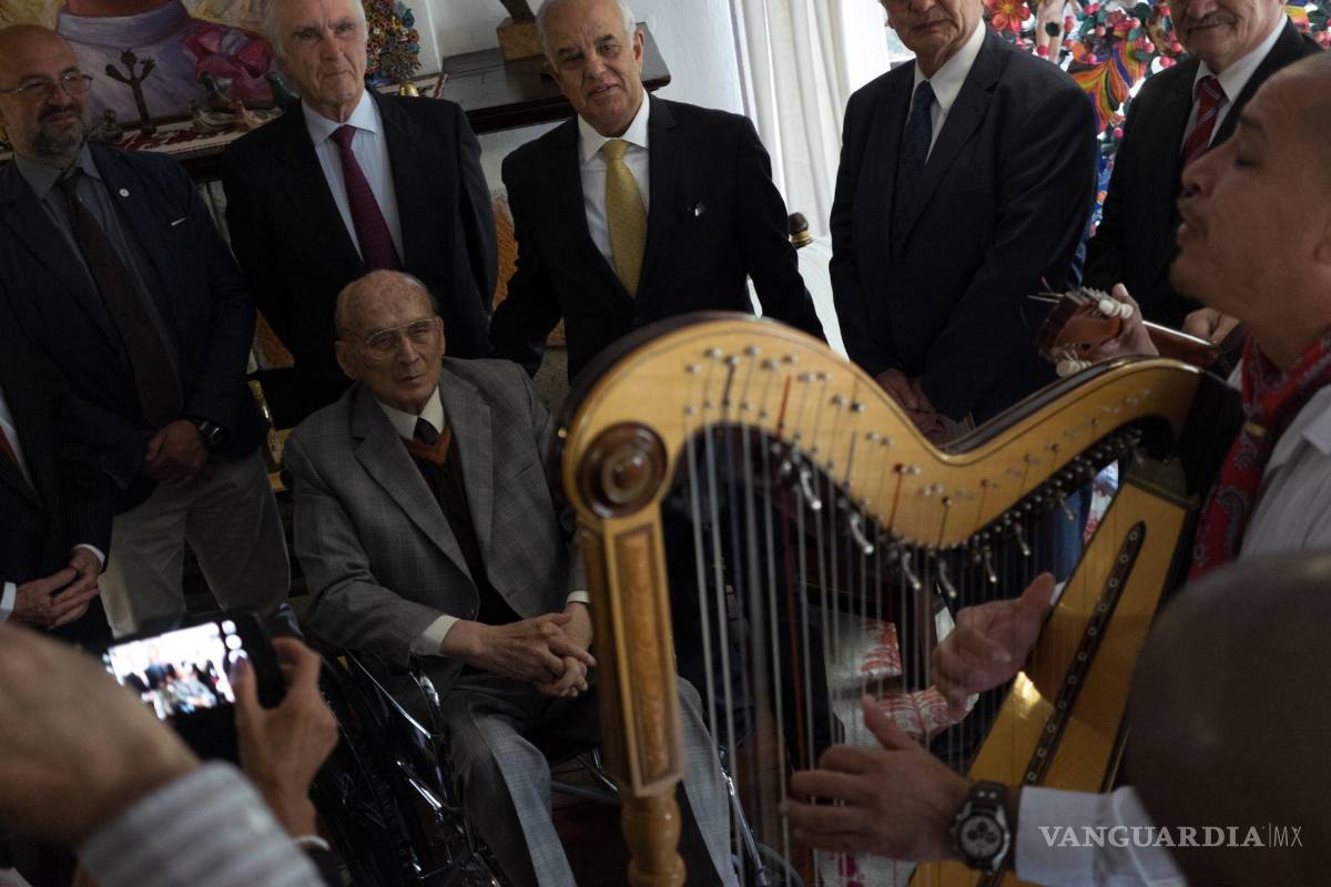 $!El expresidente de México Luis Echeverría Álvarez en su cumpleaños número 100.