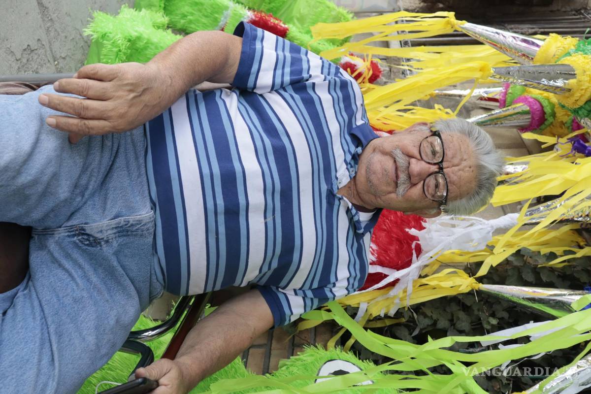 De taquero al mundo de las piñatas en Saltillo, “Le Messié” tiene casi 40 años en el negocio